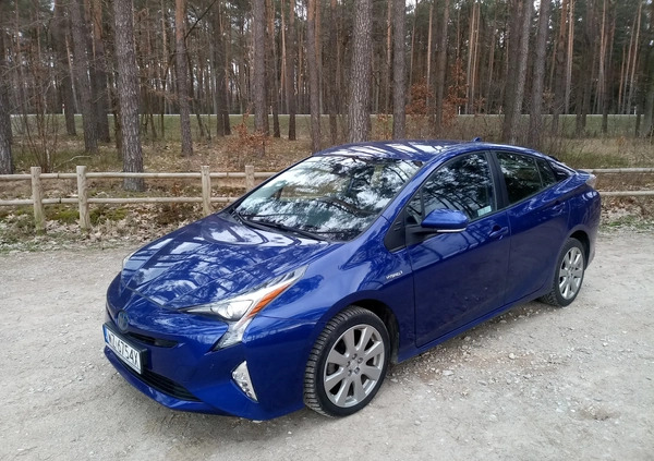 Toyota Prius cena 53500 przebieg: 263500, rok produkcji 2016 z Skierniewice małe 232